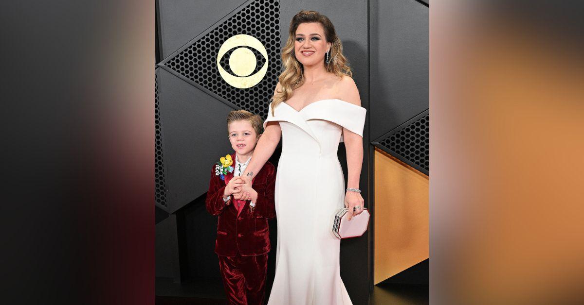 kelly clarkson hopeful unicorn moment after brandon blackstock divorce
