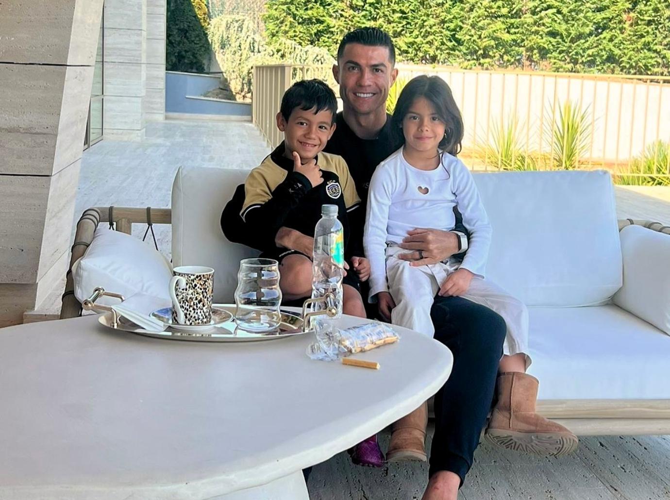 cristiano ronaldo daughter alana birthday post princess photo