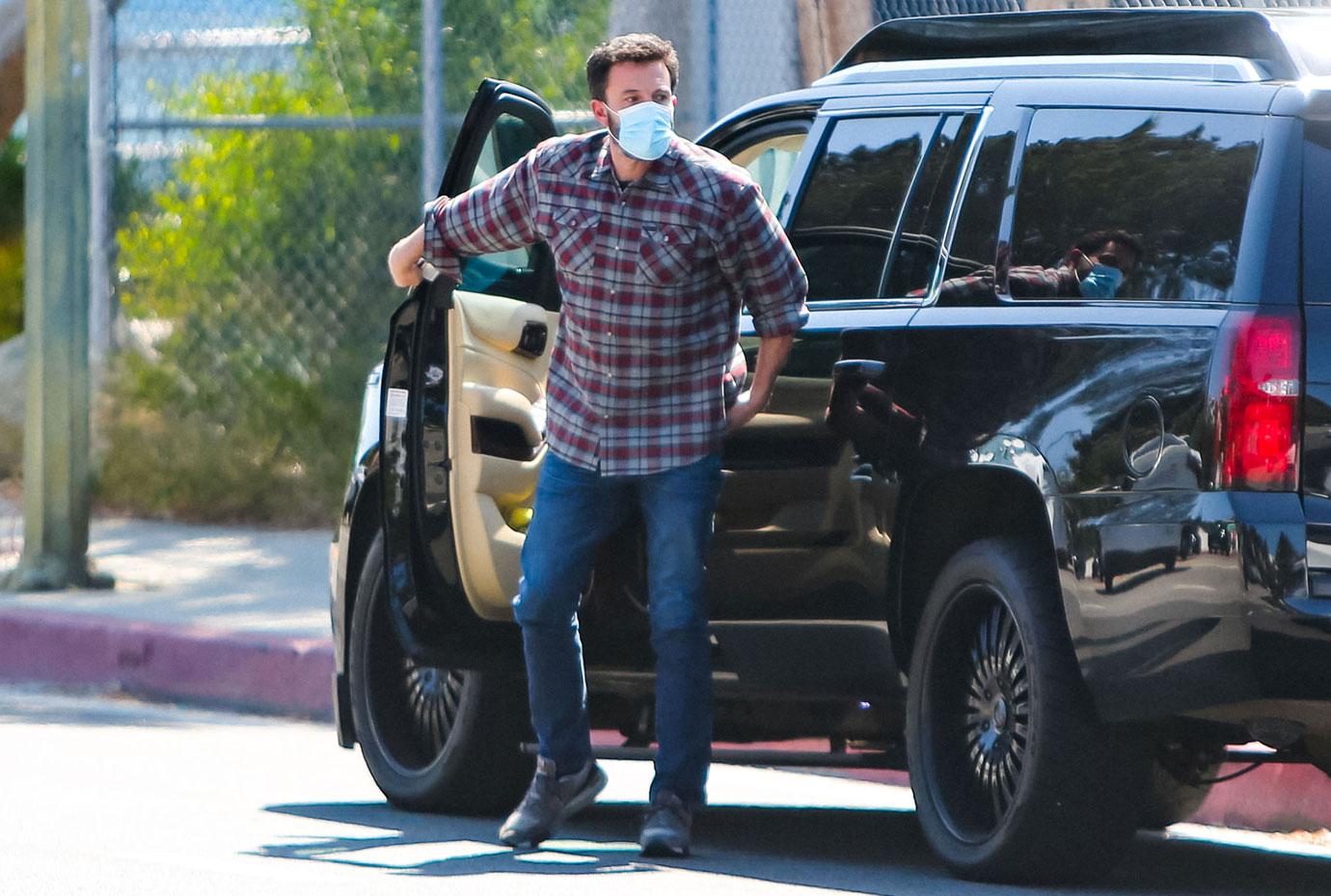 ben affleck picks up his son samuel from swimming practice