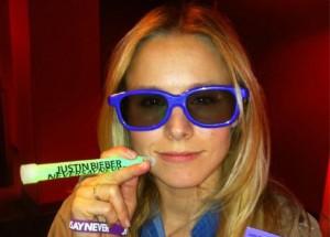 2011__02__Kristen_Bell_Feb10newsneam 300×215.jpg