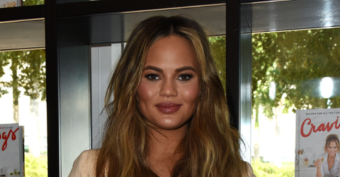 chrissy-teigen-pregnant-two-weeks-bed-rest