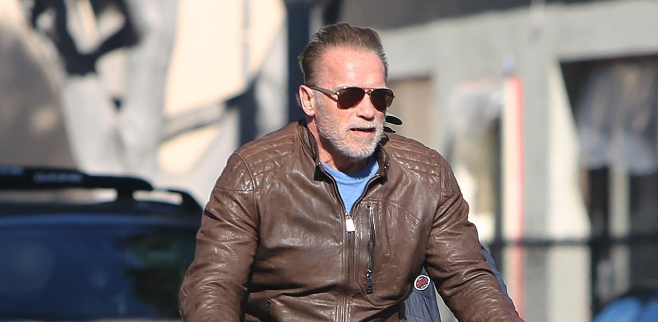 arnold schwarzeneggers inner circle pushing give up driving latest collision