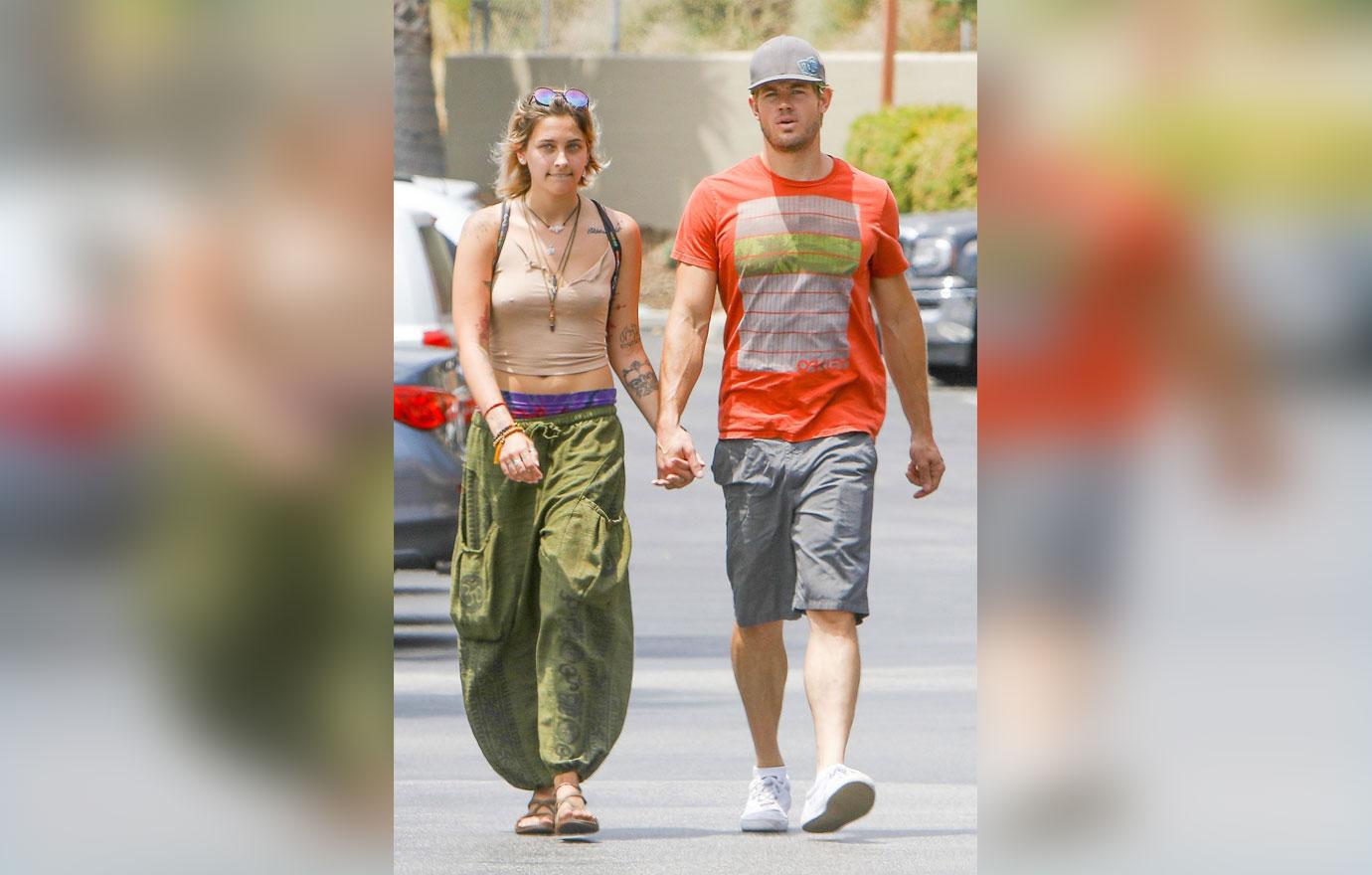 [PICS] Is Paris Jackson Dating '90210' Star Trevor Donovan?(02)