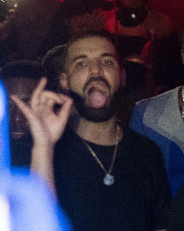 Exclusive&#8230; Drake Says Goodbye To London With A Huge Party At A West End Club