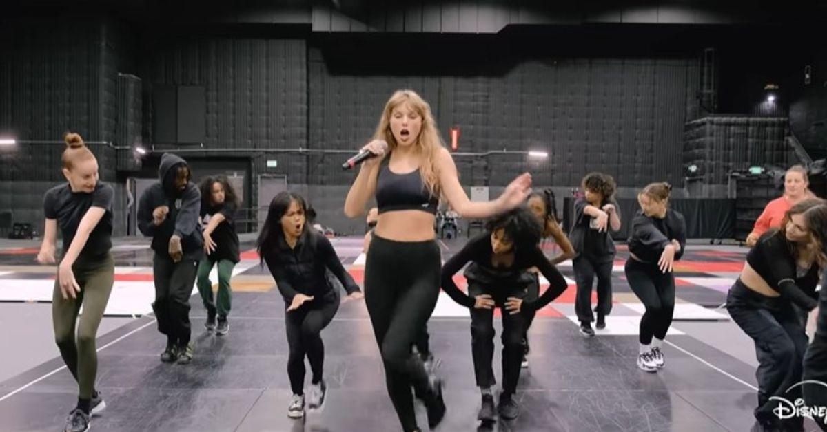 image of The exact salaries and bonus amounts for each dancer and crew member were not disclosed.