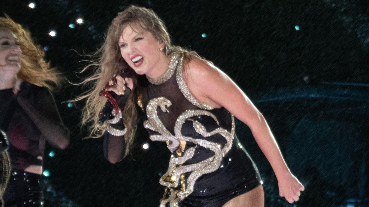 Image of Taylor Swift and Travis Kelce’s reported celebration will reportedly follow a black-tie dress code.