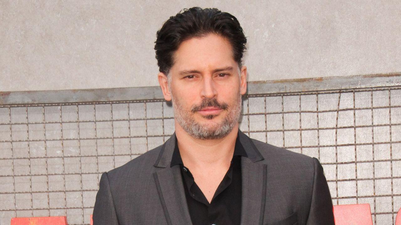 Image of Joe Manganiello documented the skin rashes he experienced during his seven-year health battle.