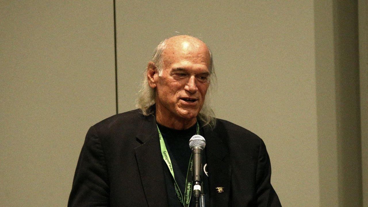 Image of Jesse Ventura criticized Donald Trump over military service and challenged the Trump family during the public debate.