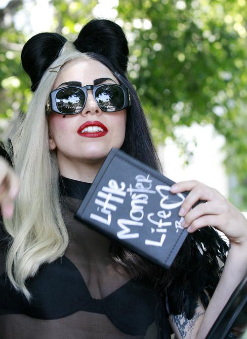 2011__07__Lady_Gaga07272011H_ _1.jpg