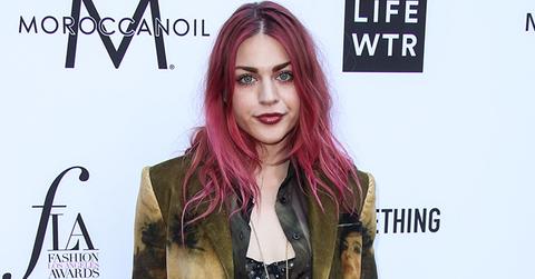 Frances bean cobain loses dad kurts mtv unplugged guitar in divorce settlement