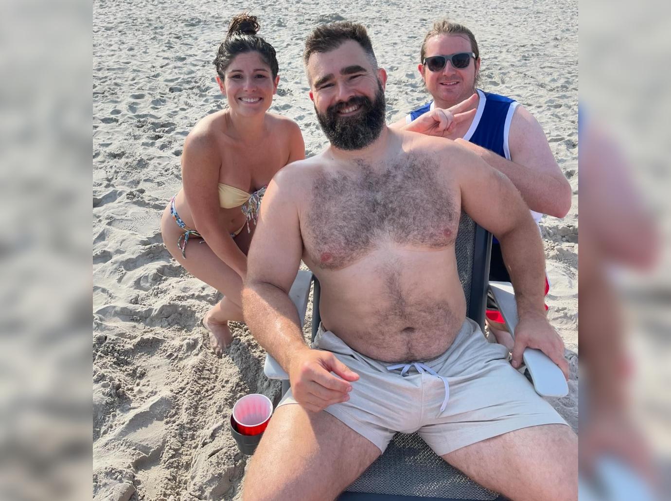 jason kelce shirtless bulge beach photo dad body fans drool