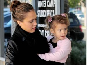 2011__02__16_Alba_Jessica_021711a 300×226.jpg