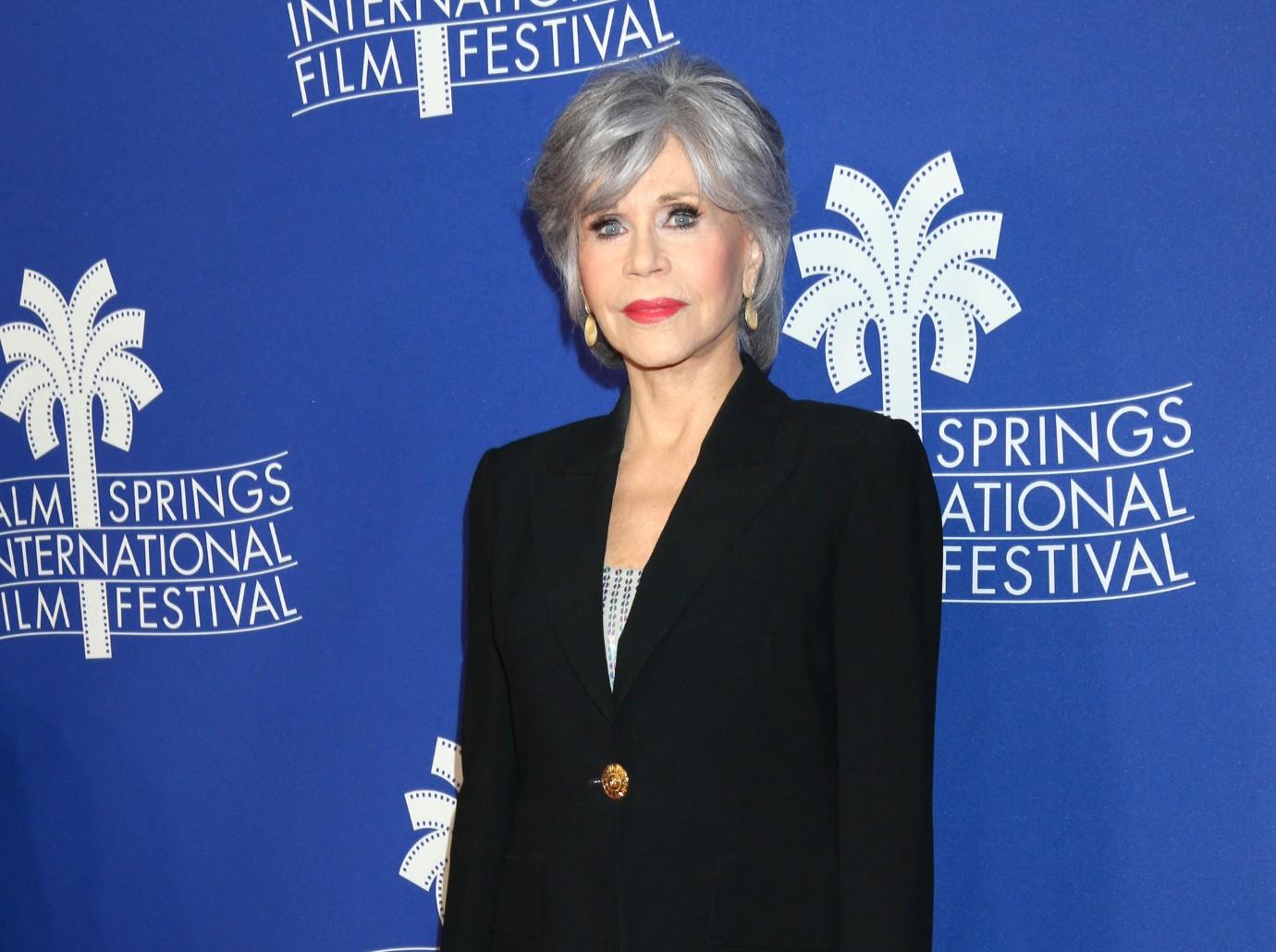 Jane Fonda recalls skinny dipping with Michael Jackson