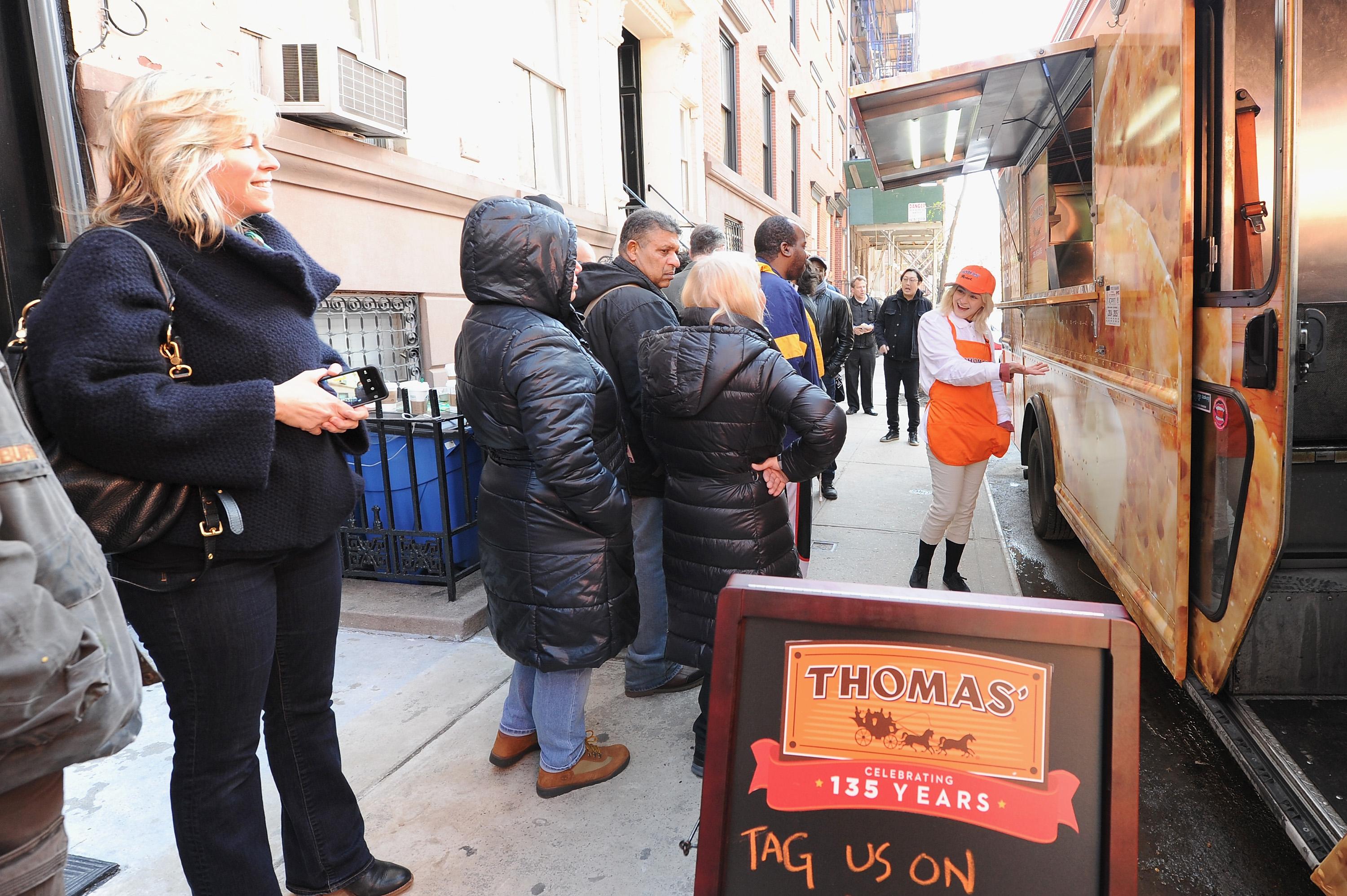 America&#8217;s Favorite Celebrity Thomases To Celebrate The 135th Anniversary Of Thomas&#8217; English Muffins