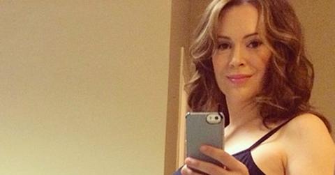 Alyssa milano pregnancy selfie