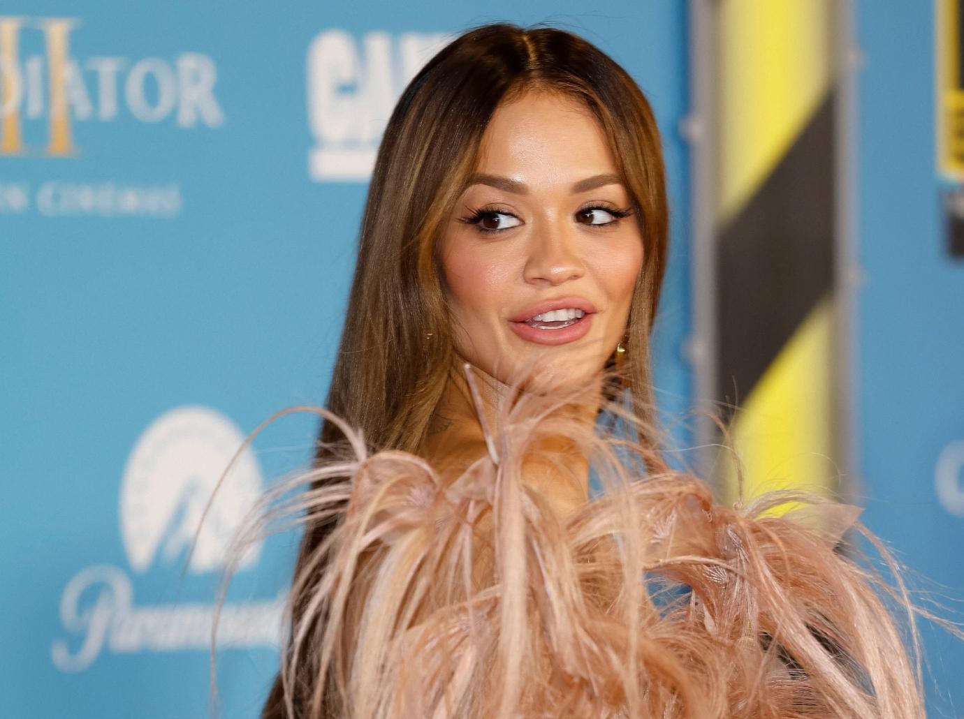 rita ora looks unrecognizable blonde mullet fashion awards photos