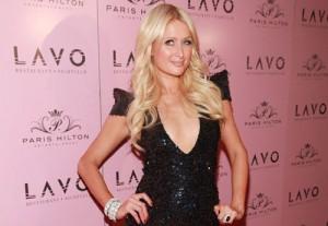 2011__02__Paris_Hilton_Feb18_187301 300&#215;207.jpg