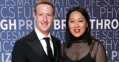 mark zuckerberg sleeping box