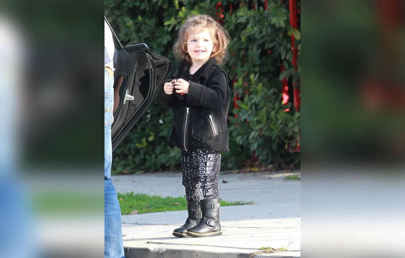 Cutest Celeb Kids Photos 05