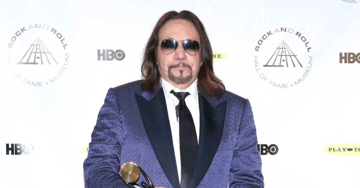 who was ace frehley kiss guitarist dead photos