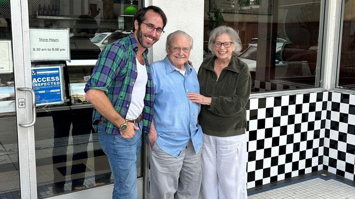 Photo of Bonnie Bartlett closed off their marriage after her husband's affair.