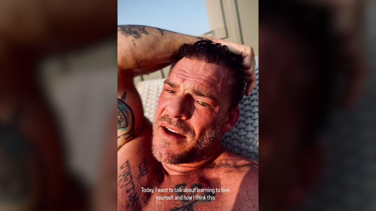 Photo of Alan Ritchson preached about self-love.