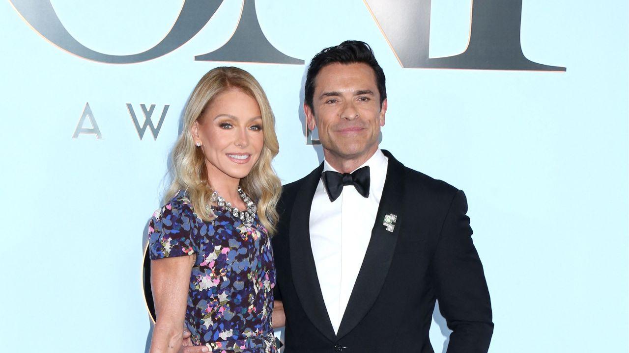 image of Kelly Ripa said she has been dealing with a bad knee for years but has not sought treatment for it.