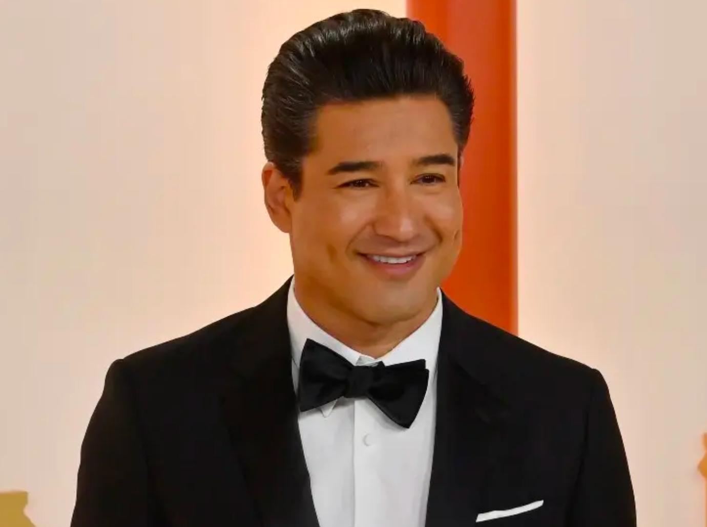 mario lopez nyc looks great kelly clarkson move