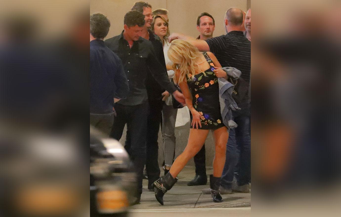 EXCLUSIVE: Miranda Lambert and Evan Felker hold hands after dinner in New York