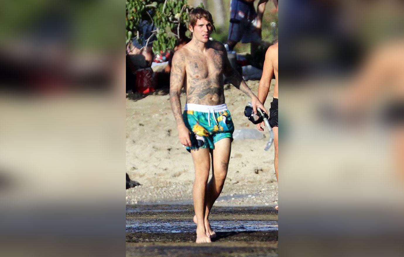 shirtless men on the beach justin bieber