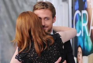 2011__07__Ryan_Gosling_Emma_Stone_July20ne 300×205.jpg