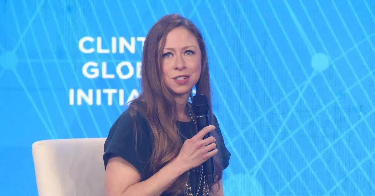 Photo of Chelsea Clinton declared the White House is 'the People's House' and doesn't belong to the president.