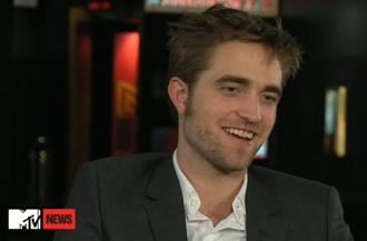 Robert Pattinson Wore A G String For Breaking Dawn Sex Scene It Was Too Small For Me