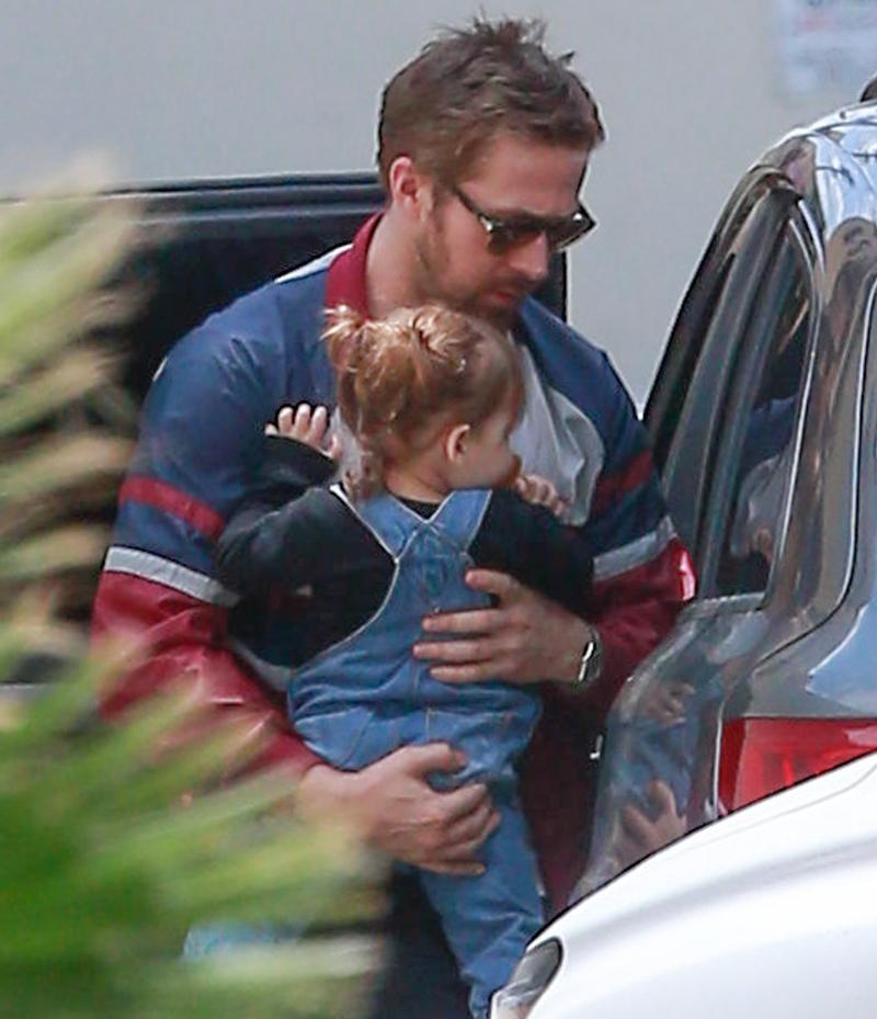 Exclusive&#8230; Ryan Gosling &amp; Eva Mendes Grab Lunch In LA  ***NO WEB USE W/O PRIOR AGREEMENT &#8211; CALL FOR PRICING***