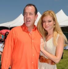 2009__12__michaellohan 221×224.jpg