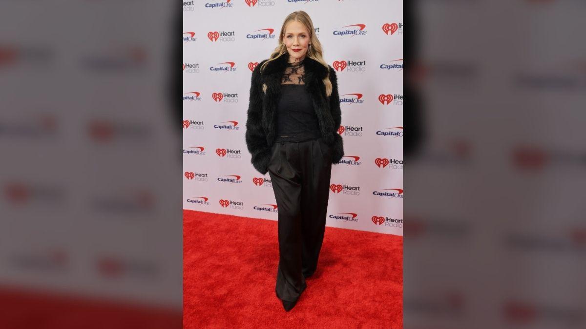 Photo of Jennie Garth revealed that she and Luke Perry 'remained great friends' after the show wrapped in 2000.