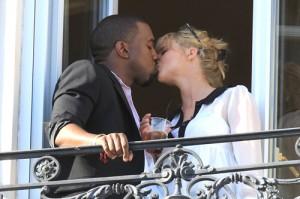 2011__05__Kanye_West_May16_10 300×199.jpg