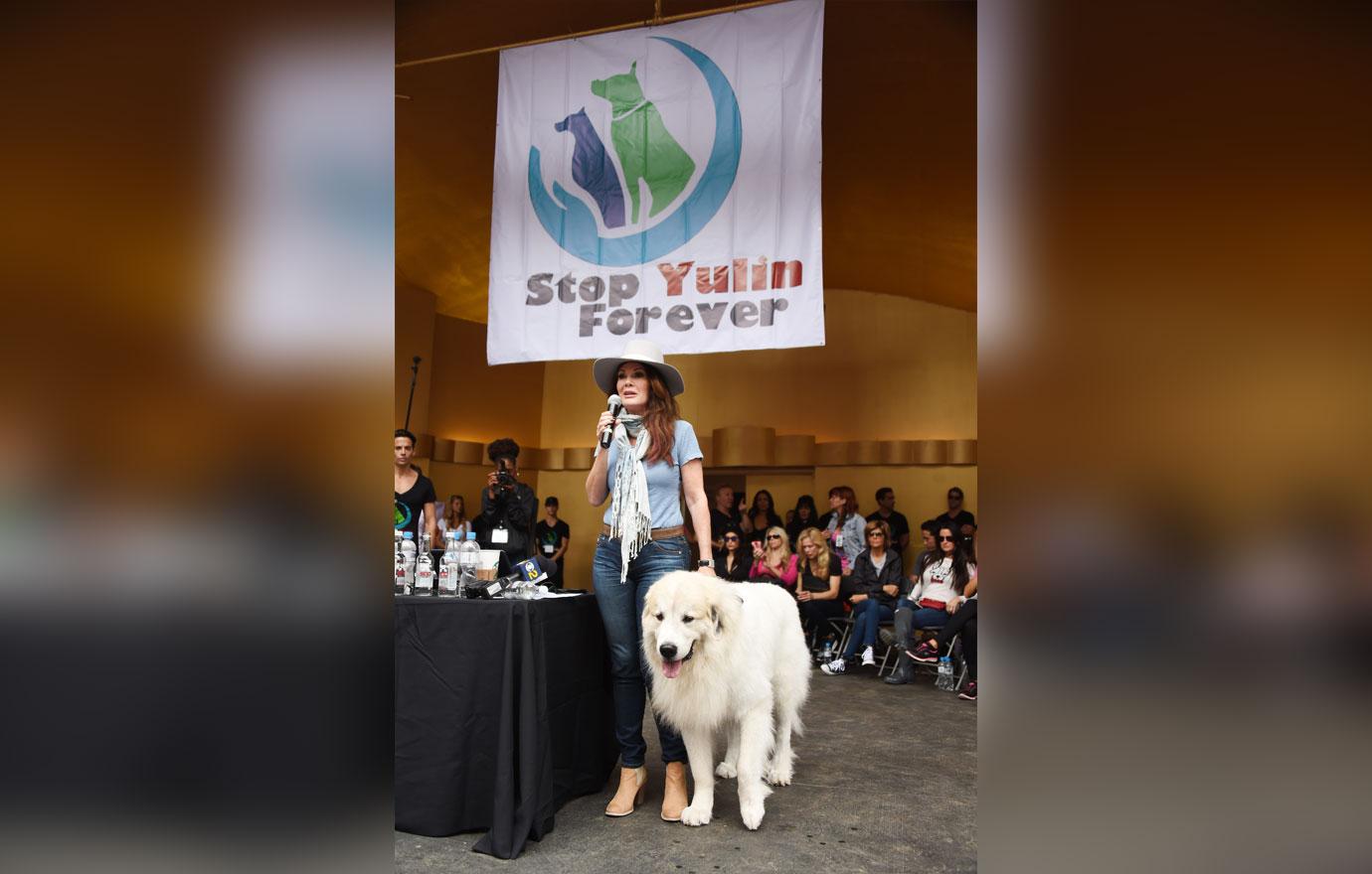 Lisa Vanderpump Yulin Dog Meat Festival Battle 06