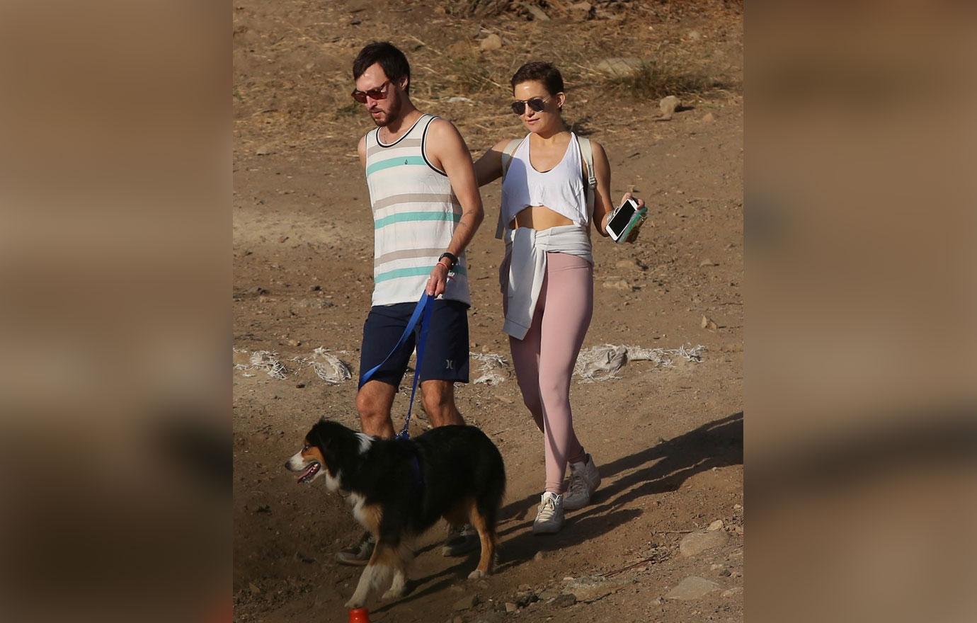 Kate hudson danny fujikawa hiking 2