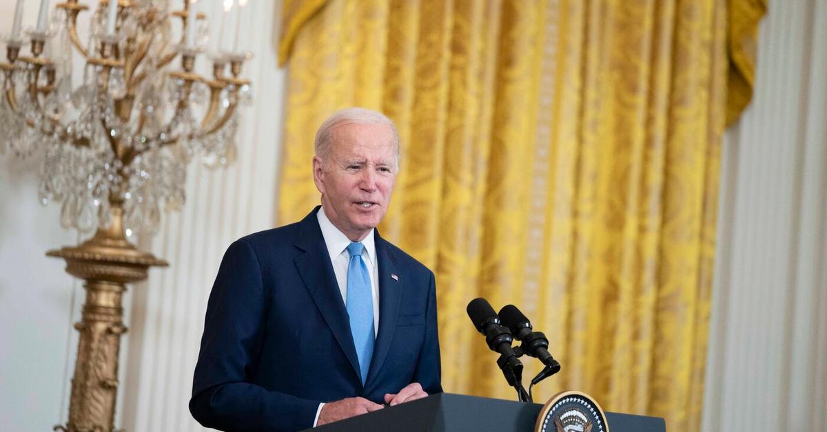 Confused President Joe Biden Struggled To Exit Stage In Philadelphia