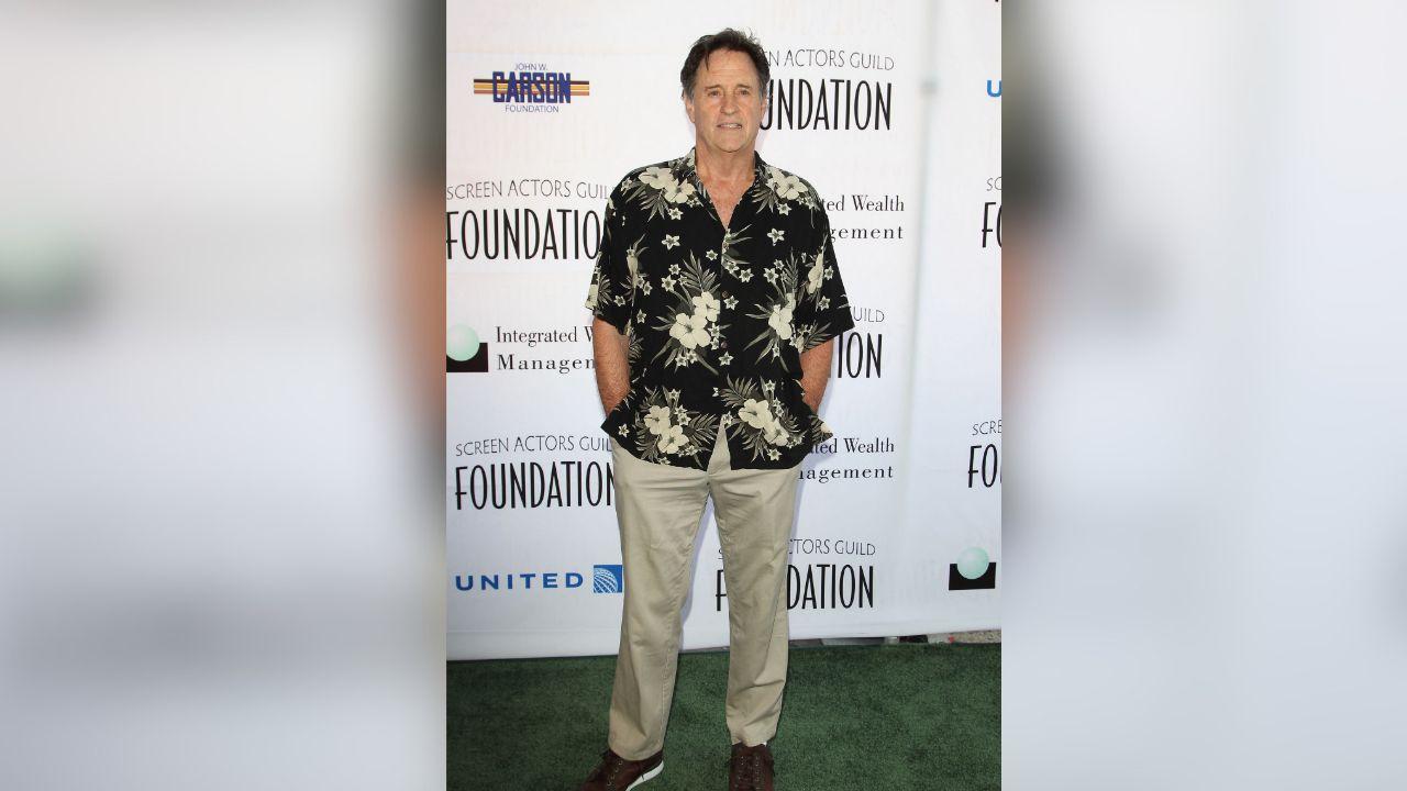 Image of Robert Hays