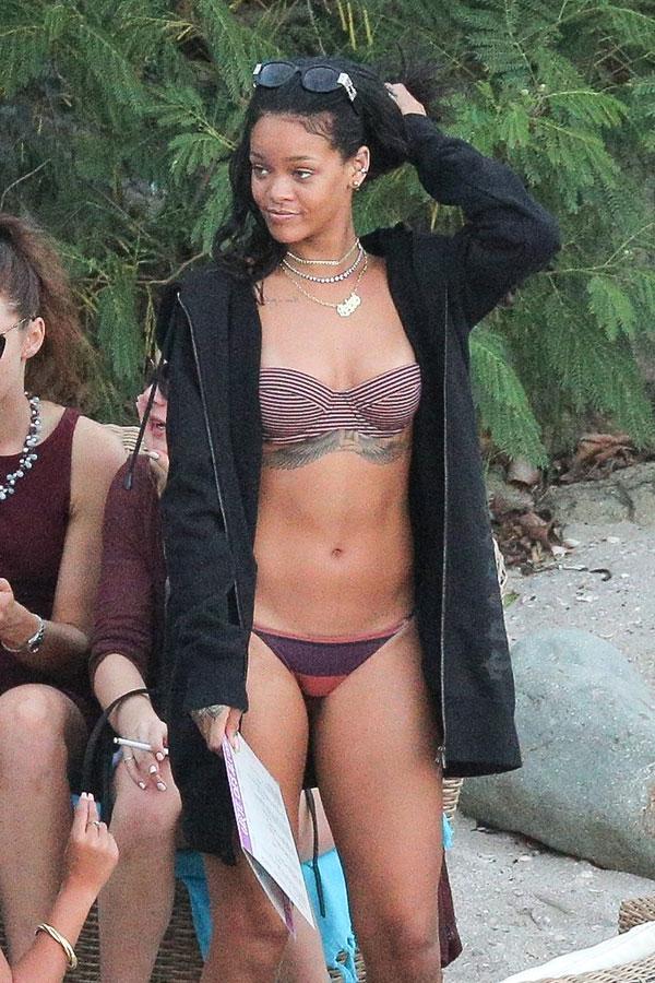 Rihanna akm