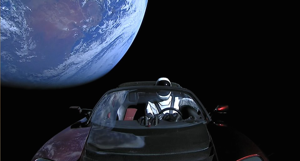 Elon Musk’s Tesla Roadster Launches Successfully Into Outer Space