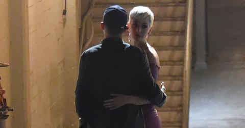 aty-perry-orlando-bloo-pda-post-pic