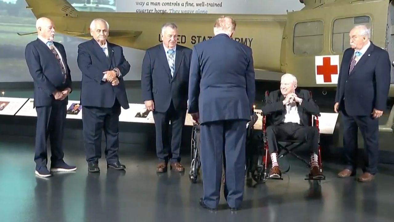 Photo of Trump's boxy bum appeared at Trump-a-palooza.