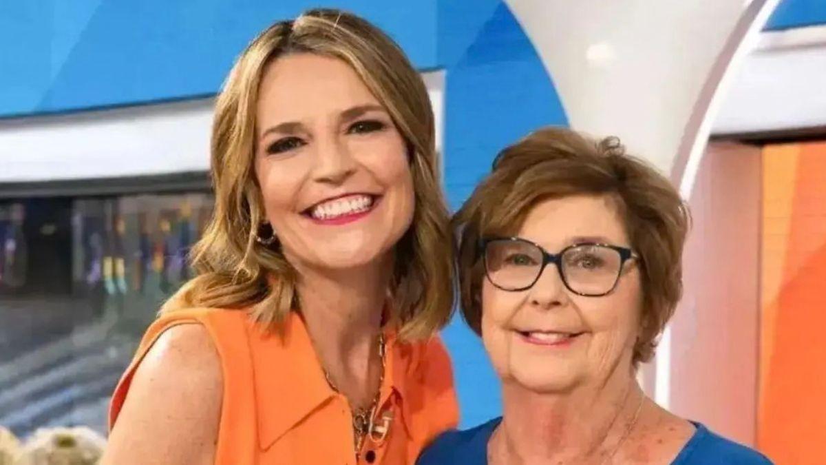 photo of savannah guthrie and mom nancy guthrie