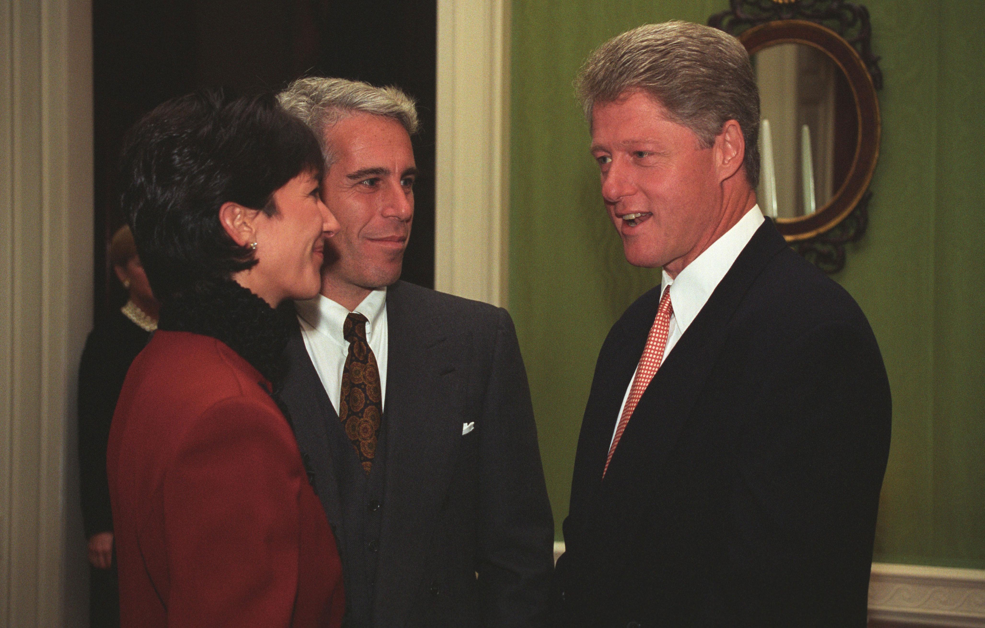 jeffrey epstein made  visits to white house while bill clinton in office visitors logs reveal