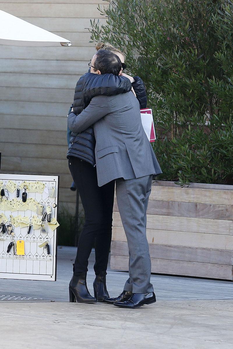 Julia Roberts Kisses A Friend Goodbye After Lunch