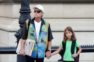 2010__09__Michael_Douglas_Sept29_72 300×199.jpg