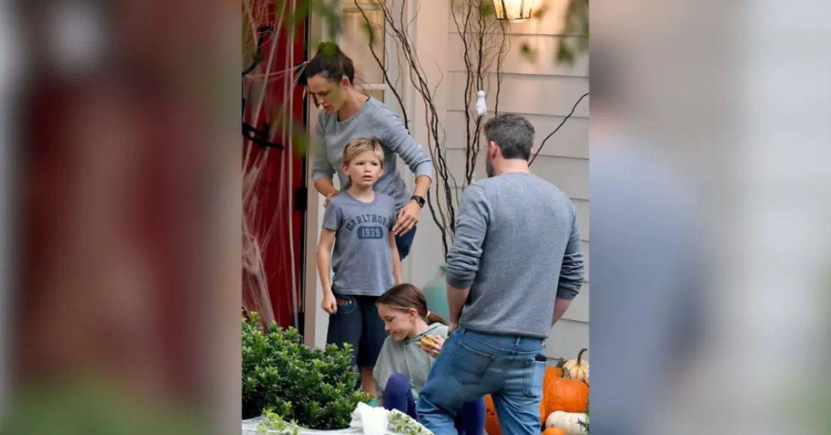 exes ben affleck jennifer garner red sox game kids fenway